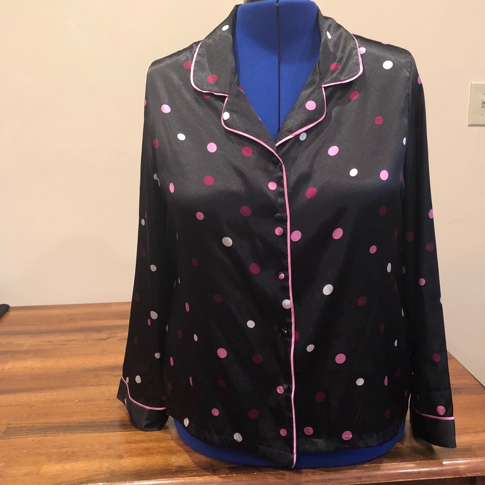 Gilligan & O’Malley Satin Pajama Set - EUC